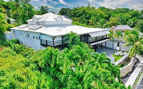 Green Lord Domaine - Lodges Piscine & Spa - Bar & Lounge - Restaurant Gastronomique